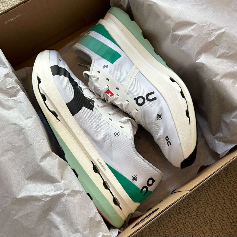 Cloud Boom Echo 3 Running Shoe NWT